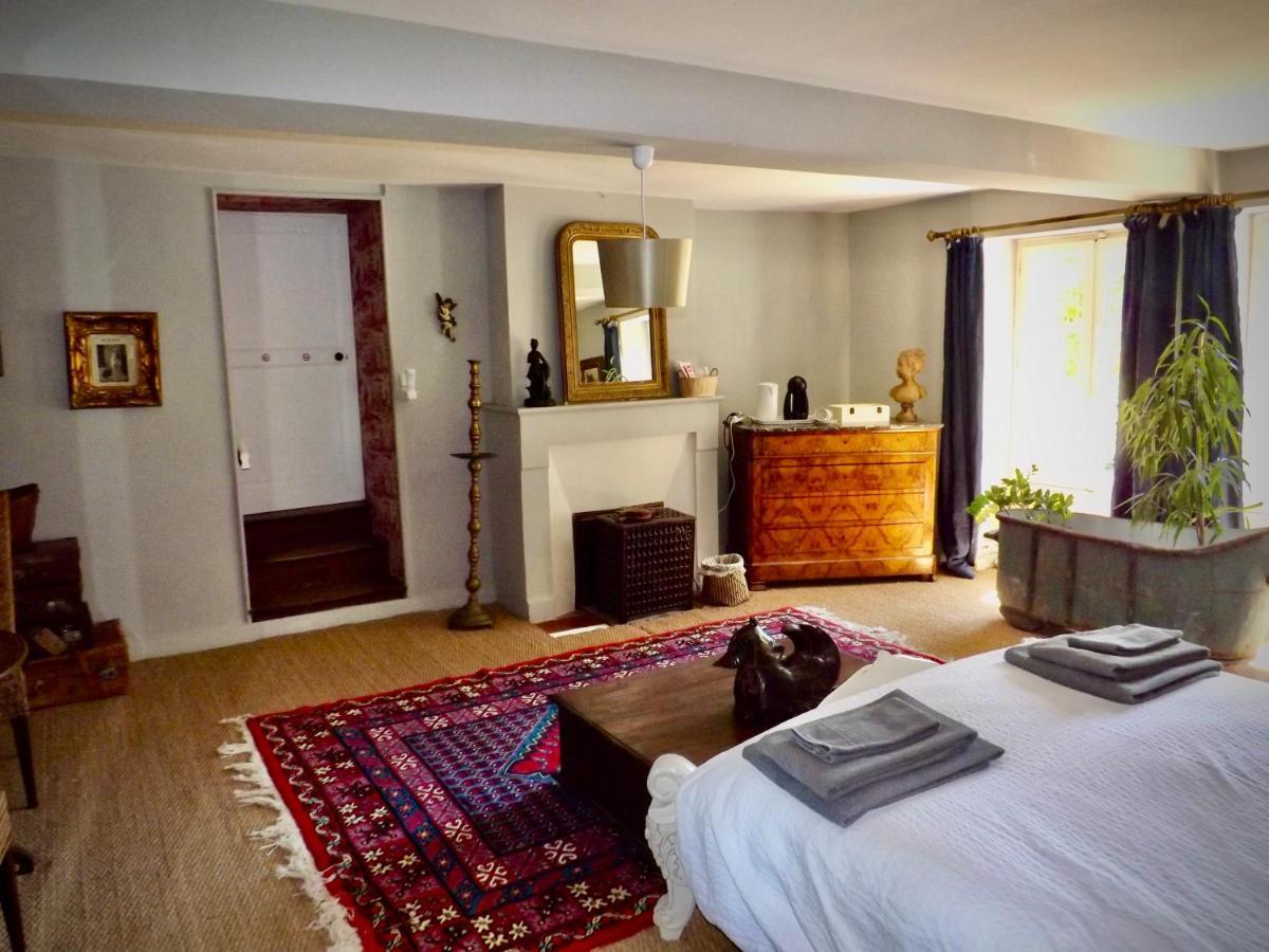 Domaine De Lalat - B&B With En-Suite Bathrooms All Rooms With Garden Views Montembœuf Exteriör bild