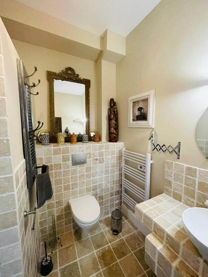 Domaine De Lalat - B&B With En-Suite Bathrooms All Rooms With Garden Views Montembœuf Exteriör bild