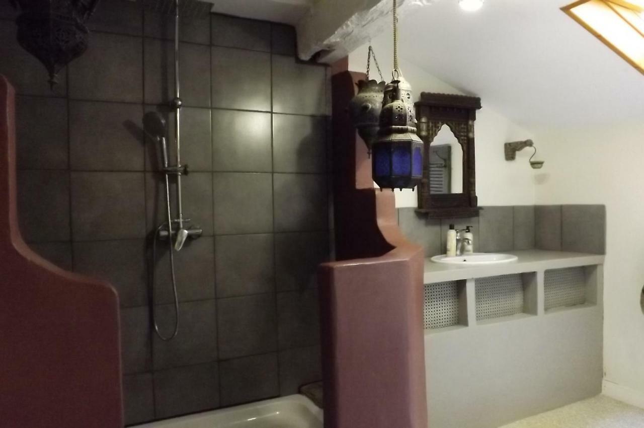 Domaine De Lalat - B&B With En-Suite Bathrooms All Rooms With Garden Views Montembœuf Exteriör bild
