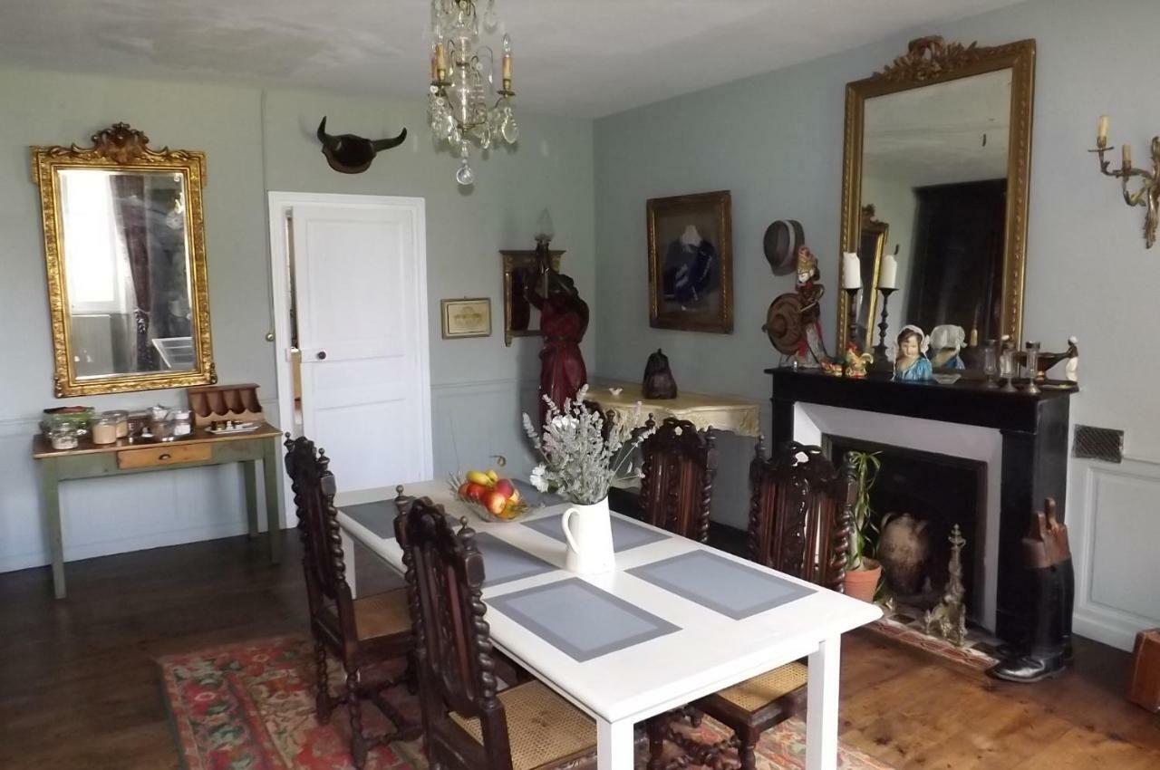 Domaine De Lalat - B&B With En-Suite Bathrooms All Rooms With Garden Views Montembœuf Exteriör bild
